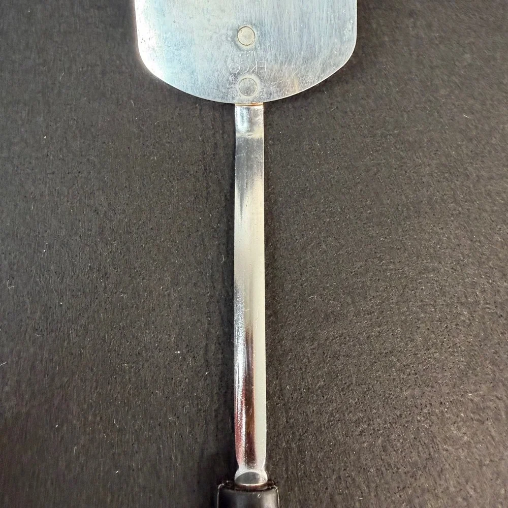 Vintage Ekco USA Metal Keyhole Slotted Spatula Flipper Turner Black Handle 13